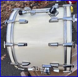 Vintage Pearl World 22 Bass Drum White Wrap B