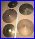 Vintage-Set-Of-5-Vintage-Unknown-Drum-Cymbals-All-Used-01-fpxu