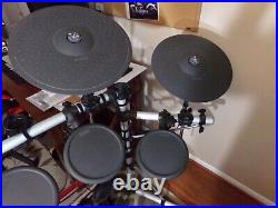 YAMAHA DTEXPRESS IV Drum Set Excellent Condition with Throne Electronic Drums