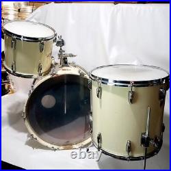 Yamaha 22x16,12x10,16x16Power Tour Custom 8000 Drum Set Pure White Japan Birch