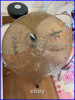 Yamaha Absolute Hybrid Maple Pink Champagne Sparkle Drum Set Snare & Cymbals