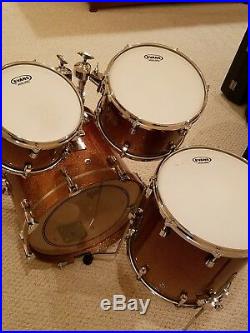 Yamaha Birch Custom Absolute Nouveau Drum Set, Made In Japan, Gold Sparkle Fade