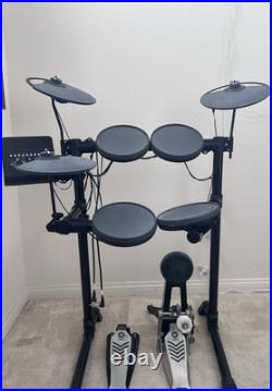 Yamaha DTX 430k Digital Drum Kit, 7-Piece, 4 Pads, throne included