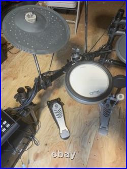 Yamaha DTX-500 Electronic drum set with extras