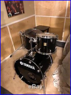 Yamaha Drum Set Absolute Birch Customs Black 20 12 16