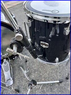 Yamaha Gig Maker Acoustics Drum Set