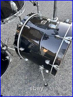 Yamaha Gig Maker Acoustics Drum Set