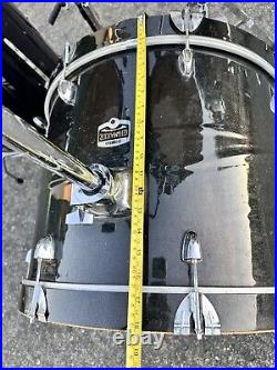 Yamaha Gig Maker Acoustics Drum Set