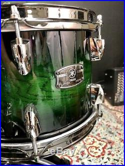 Yamaha Live Custom 4pc Emerald Shadow Drum Set 22,16,12,10