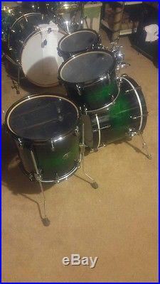 Yamaha Live Custom Oak Bop Drum set 18 bass 4 pc