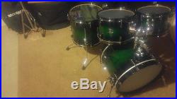 Yamaha Live Custom Oak Bop Drum set 18 bass 4 pc