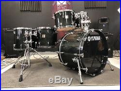 Yamaha Maple Custom Absolute Black Sparkle 5pc Drum Set