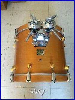Yamaha Maple Custom Drum set Vintage Natural + Tuxedo Bags are included