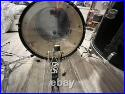 Yamaha Rydeen 5-Piece Shell Pack with 22 Bass Drum Black Glitter Yamaha Rydeen 5-Piece Shell Pack with 22 Bass Drum Black Glitter