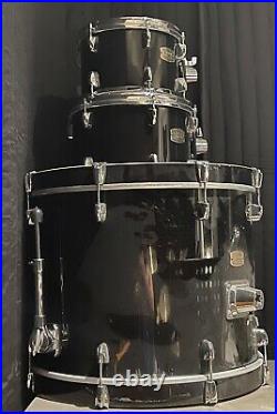 Yamaha Stage Custom 3 Piece Set With Tom Rack Mount and Snare