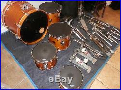 Yamaha maple custom drums set with accessories and cases Look READ